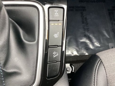 Used 2023 Kia Seltos S image 24