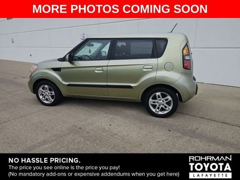 Used 2010 Kia Soul + FWD image 4