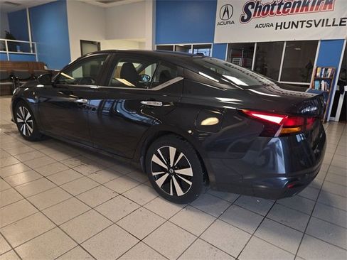 Used 2022 Nissan Altima 2.5 SV image 6