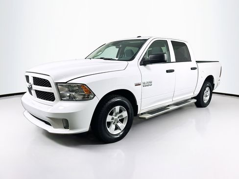 Used 2018 RAM 1500 Express image 3
