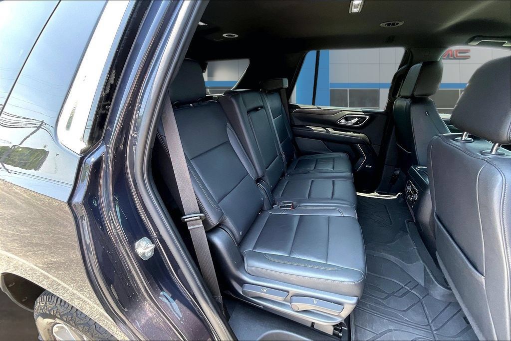 Used 2023 Chevrolet Tahoe LT w/ Luxury Package AWD/4WD image 25