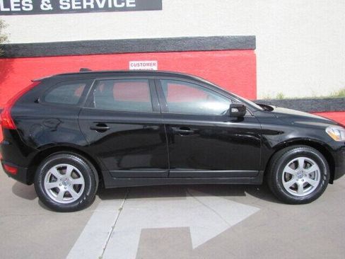 Used 2012 Volvo XC60 3.2 FWD image 1