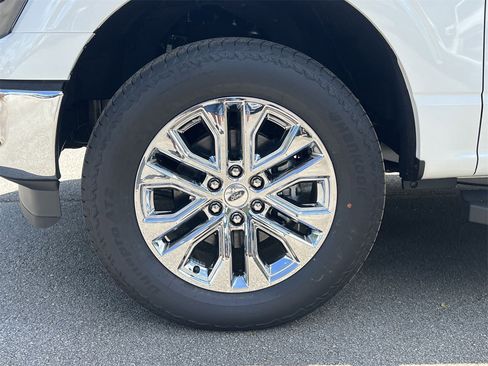 New 2025 Ford F150 Lariat w/ Equipment Group 501A Mid image 34