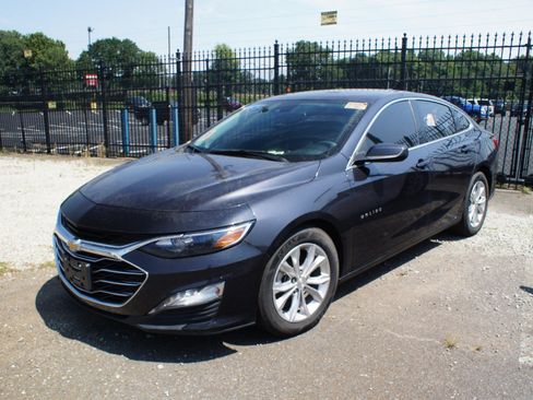 Used 2023 Chevrolet Malibu LT FWD image 1