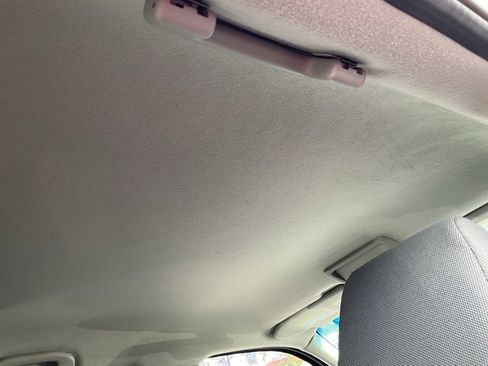 Used 2021 Nissan Frontier SV w/ Midnight Edition Floor Mats image 53