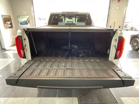 Used 2021 GMC Sierra 1500 AT4 w/ AT4 Preferred Package AWD/4WD image 21