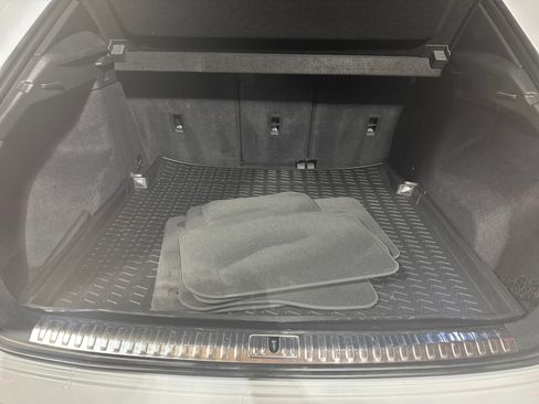 Used 2020 Audi Q3 2.0T Premium Plus w/ Premium Plus Package image 27