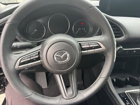 Used 2023 MAZDA MAZDA3 s image 14