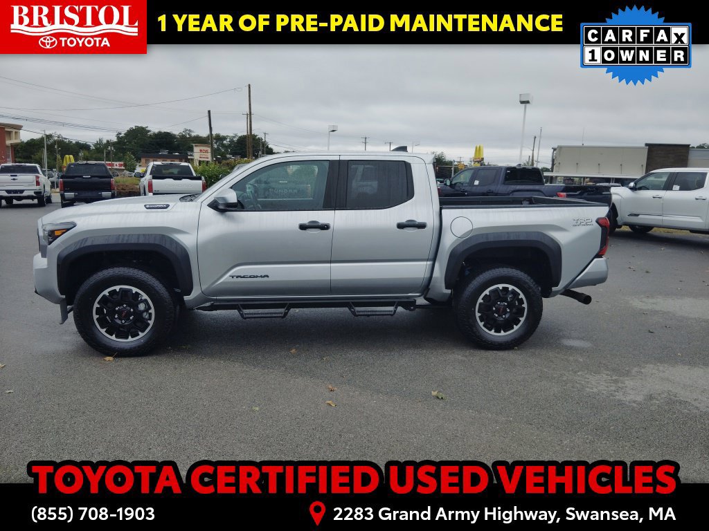 Certified 2025 Toyota Tacoma TRD Off-Road AWD/4WD image 5