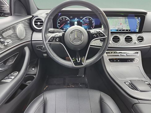 Certified 2021 Mercedes-Benz E 350 4MATIC Sedan image 11