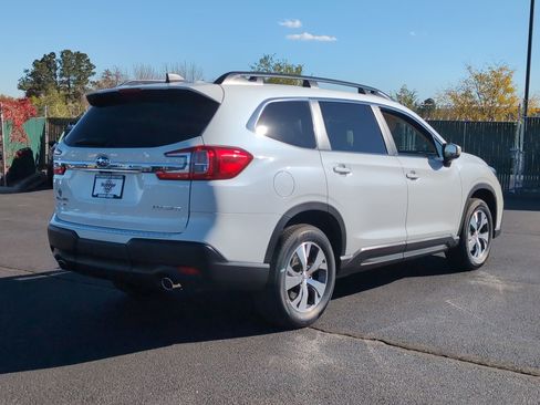 New 2025 Subaru Ascent Premium image 7