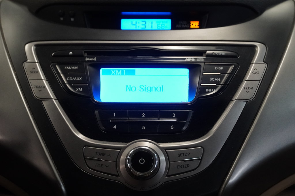 Used 2013 Hyundai Elantra GLS FWD image 19