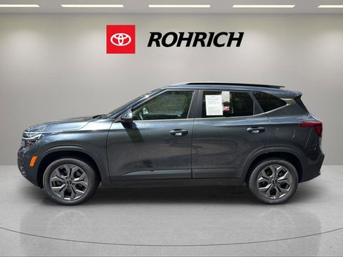 Used 2024 Kia Seltos S AWD/4WD image 9
