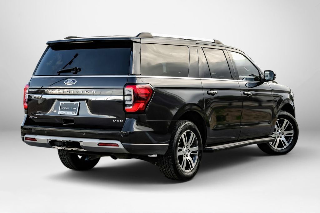Used 2024 Ford Expedition Max Limited AWD/4WD image 4