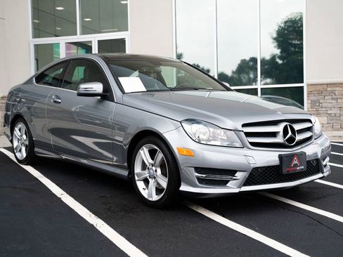 Used 2013 Mercedes-Benz C 250 Coupe image 8