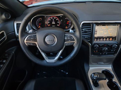 Used 2015 Jeep Grand Cherokee Altitude image 13