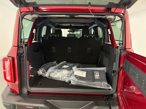 New 2025 Ford Bronco Badlands image 10