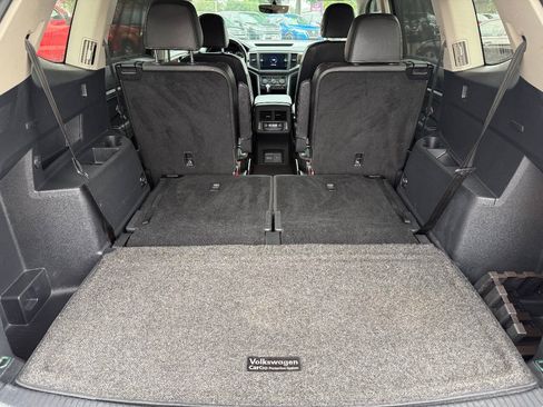 Used 2021 Volkswagen Atlas SE w/ Towing Package AWD/4WD image 38