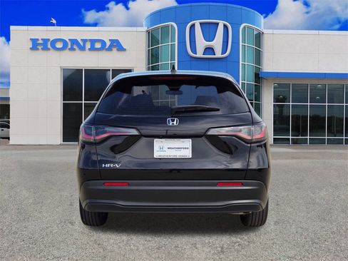 Used 2025 Honda HR-V LX image 4