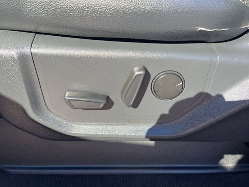 Used 2022 Ford F450 Lariat w/ Lariat Value Package image 16