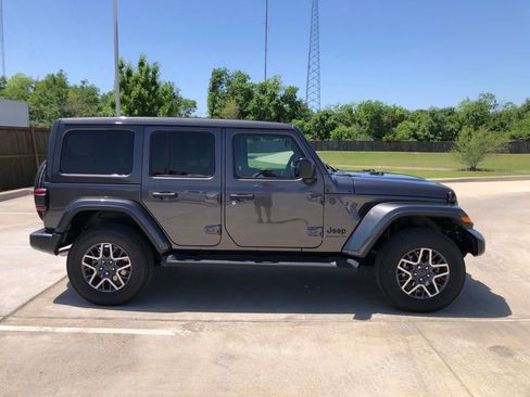 New 2025 Jeep Wrangler Sahara w/ Safety Group image 9