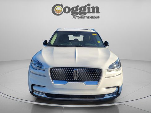 Used 2021 Lincoln Aviator Reserve w/ Equipment Group 202A image 11