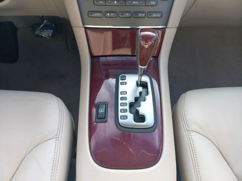Used 2004 Lexus ES 330 image 18