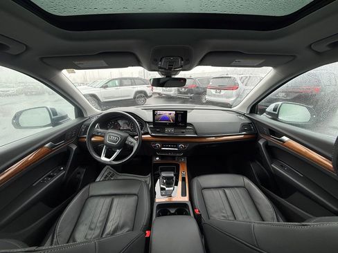 Used 2023 Audi Q5 2.0T Premium w/ Convenience Package image 10