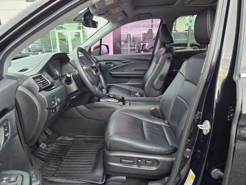 Used 2019 Honda Pilot Touring image 60