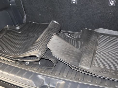 Used 2025 Toyota Grand Highlander Platinum image 53