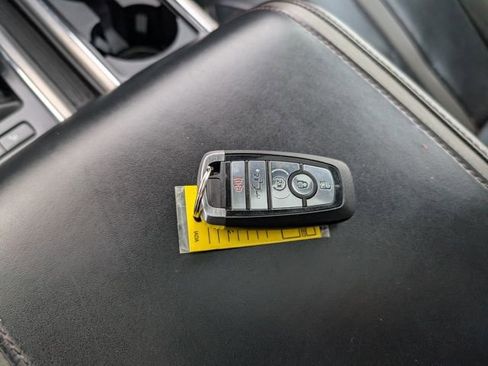 Used 2018 Ford F150 Platinum w/ Equipment Group 701A Luxury image 21