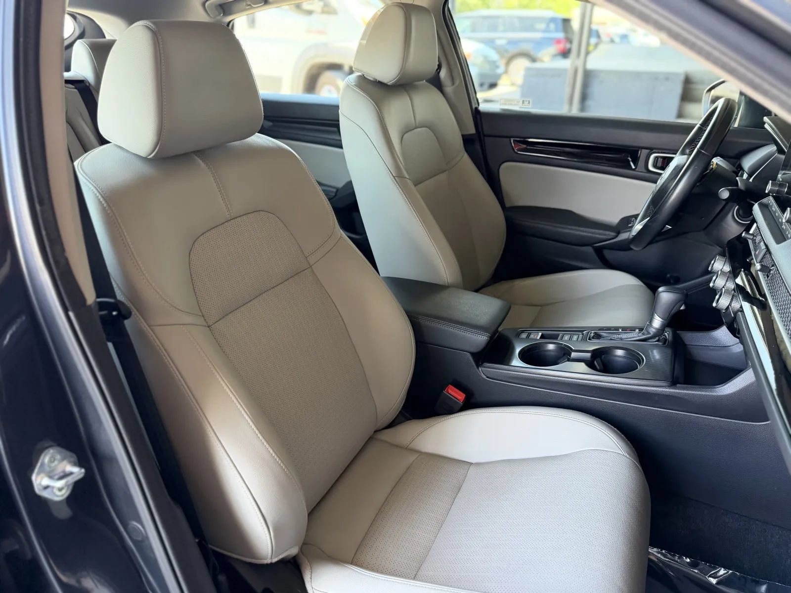 Used 2024 Honda Civic EX-L image 18