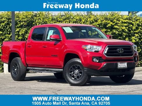 Used 2021 Toyota Tacoma SR5 w/ Technology Package image 1