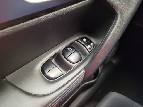 Used 2020 Nissan Rogue Sport S w/ Appearance Package image 27