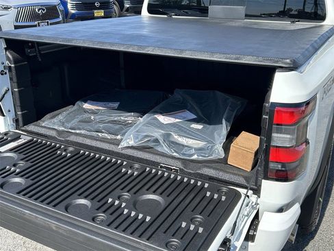 New 2026 Nissan Frontier PRO-4X image 9