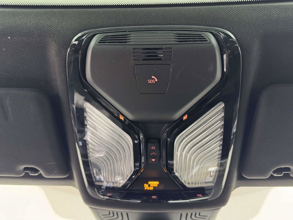 Used 2019 BMW 530i xDrive AWD/4WD image 24