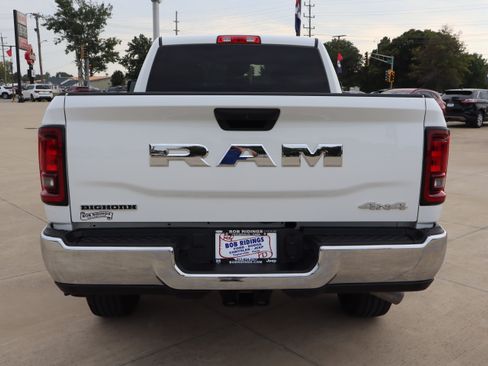 Used 2026 RAM 2500 Big Horn AWD/4WD image 6