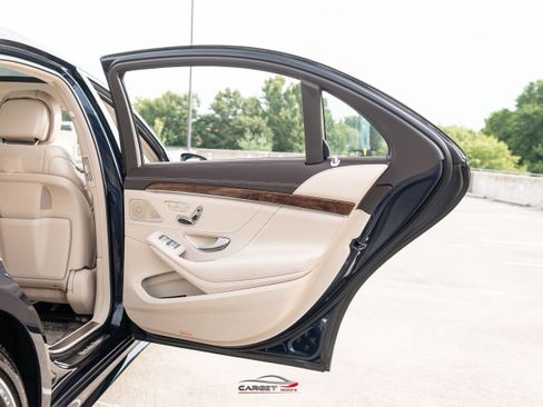 Used 2017 Mercedes-Benz S 550 4MATIC Sedan image 47