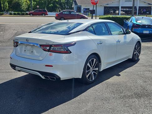 Used 2022 Nissan Maxima SV w/ Floor Mat Group image 3
