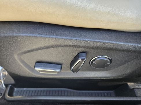 Used 2017 Ford Edge Titanium w/ Equipment Group 301A image 20