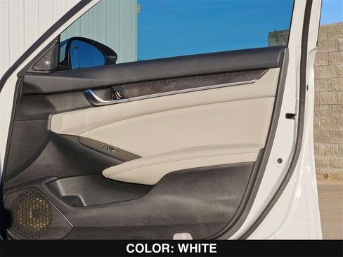 Used 2021 Honda Accord EX-L image 31