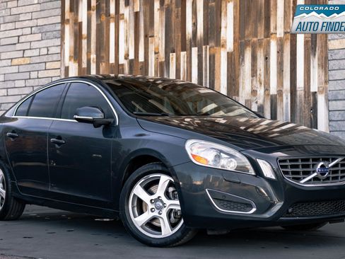 Used 2013 Volvo S60 T5 image 8