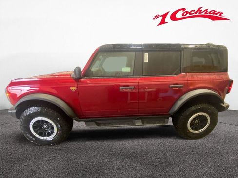 New 2025 Ford Bronco Badlands w/ Sasquatch Package image 4