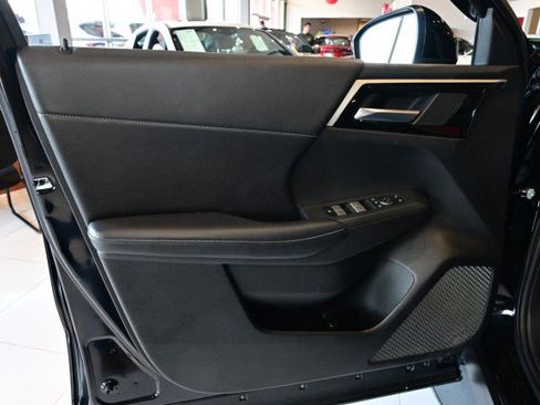 Used 2024 Mitsubishi Outlander SE Black Edition AWD/4WD image 17
