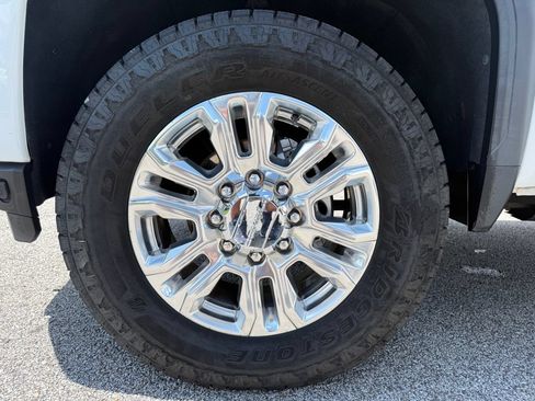 Used 2023 GMC Sierra 2500 Denali w/ Denali Ultimate Package AWD/4WD image 25