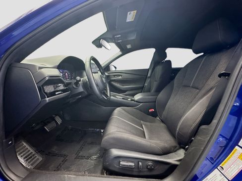 Used 2024 Honda Accord Sport image 13