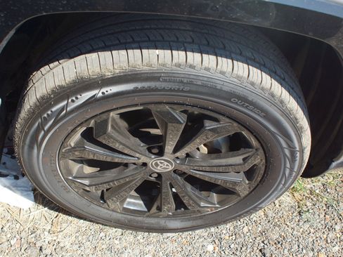 Used 2023 Toyota RAV4 XSE AWD/4WD image 4