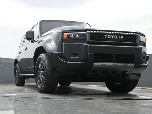 Used 2024 Toyota Land Cruiser image 25