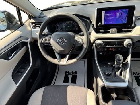 Used 2024 Toyota RAV4 XLE w/ Convenience Package image 14