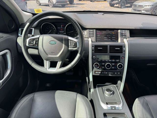 Used 2017 Land Rover Discovery Sport HSE AWD/4WD image 19